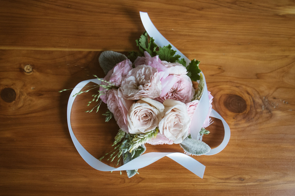 backyard devil's lake wedding oregon