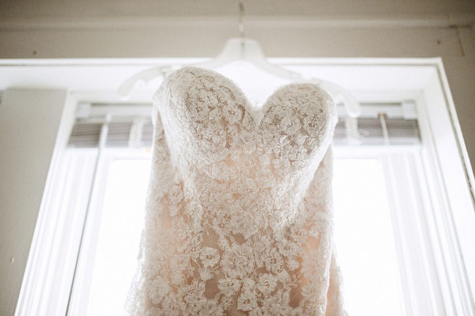 burlington iowa DIY wedding by the Port of Burlington