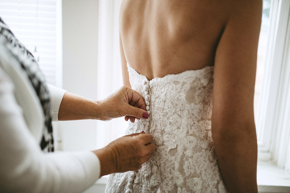 burlington iowa DIY wedding by the Port of Burlington