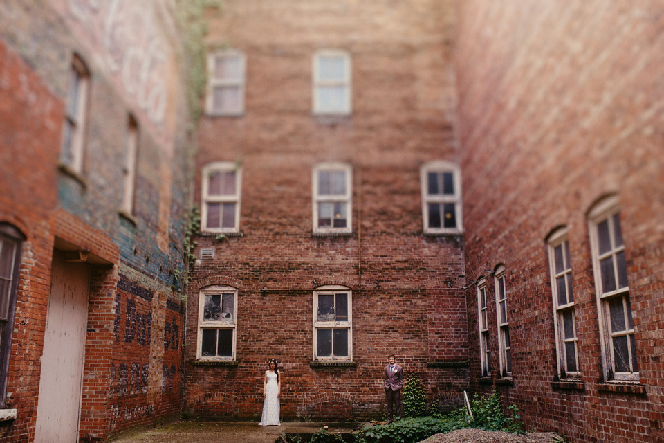 burlington iowa DIY wedding by the Port of Burlington