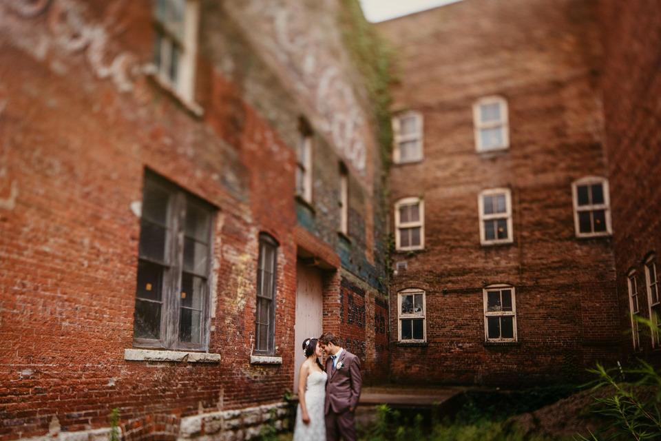 burlington iowa DIY wedding by the Port of Burlington