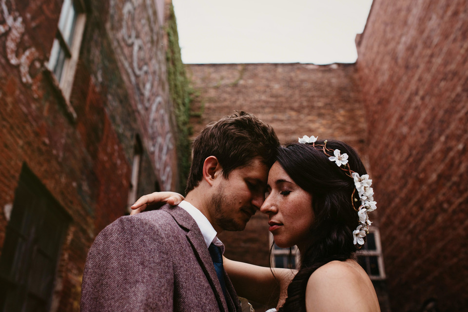 burlington iowa DIY wedding by the Port of Burlington