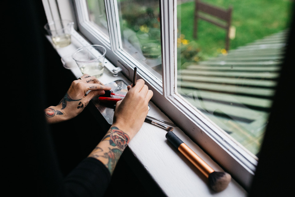 tattooed vintage pinup girl bride and groom portland cathedral park wedding