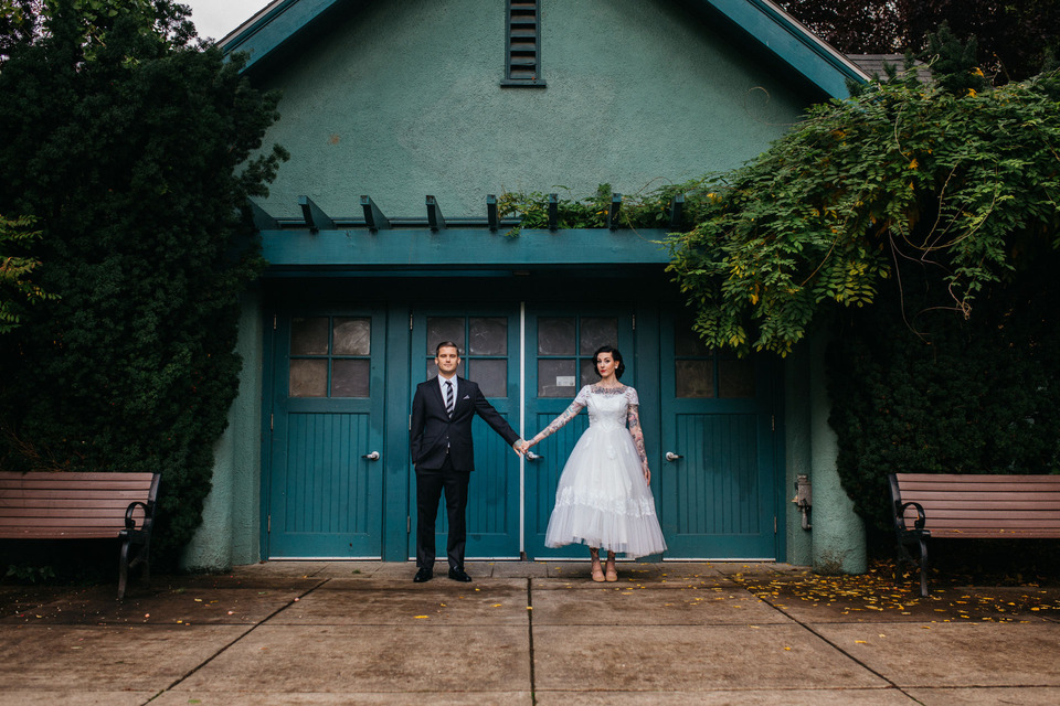tattooed vintage pinup girl bride and groom portland cathedral park wedding