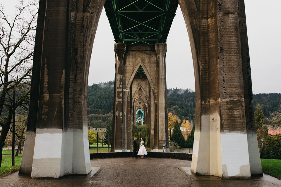 tattooed vintage pinup girl bride and groom portland cathedral park wedding