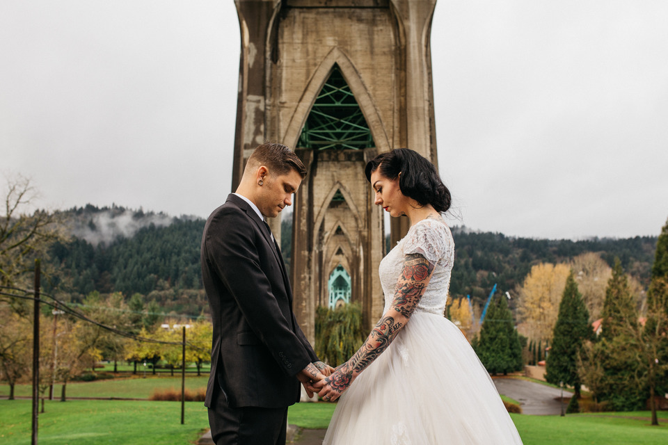 tattooed vintage pinup girl bride and groom portland cathedral park wedding